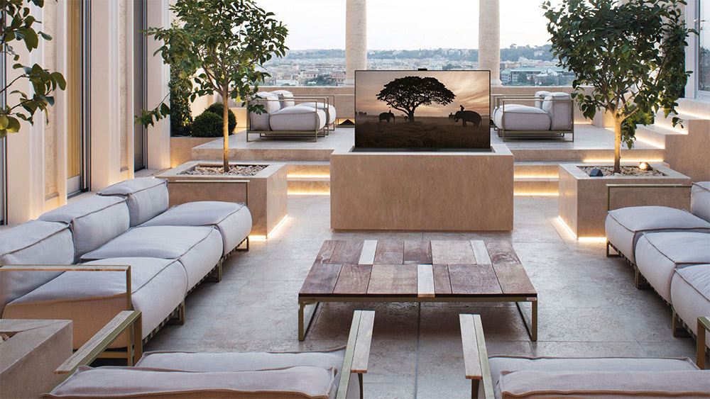 Lifts TV outdoor et indoor de Sea & Symphony